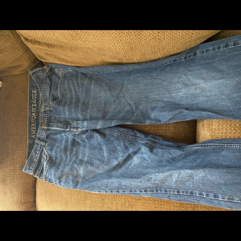 American Eagle Straight Cut Jeans